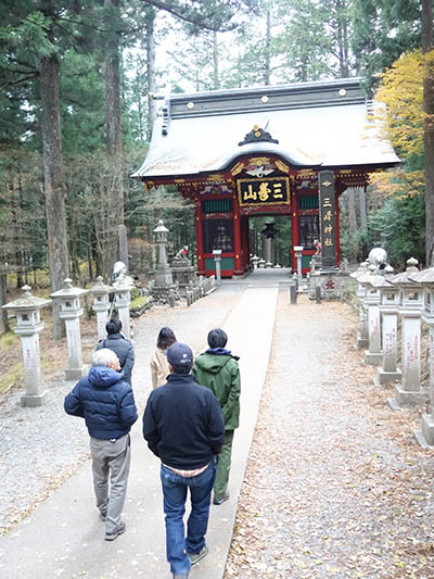 三峯神社